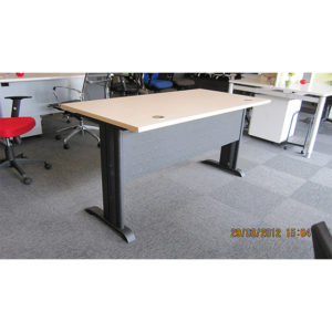 D-CD Rectangular Table - Image 2